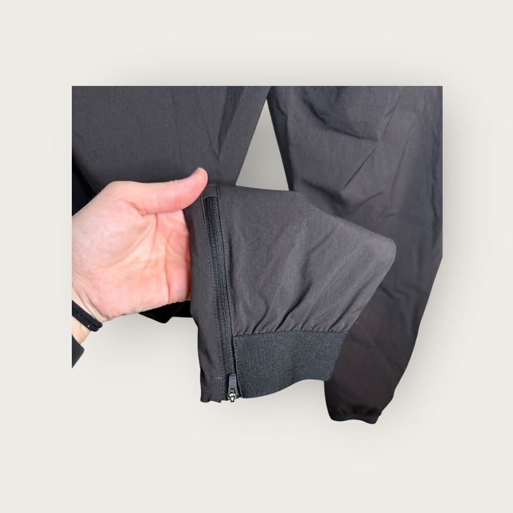 Macade Golf Slim-Fit Performance Pants | Size 42r | Black Zipper Ankles | Nwt — image 6 of 8